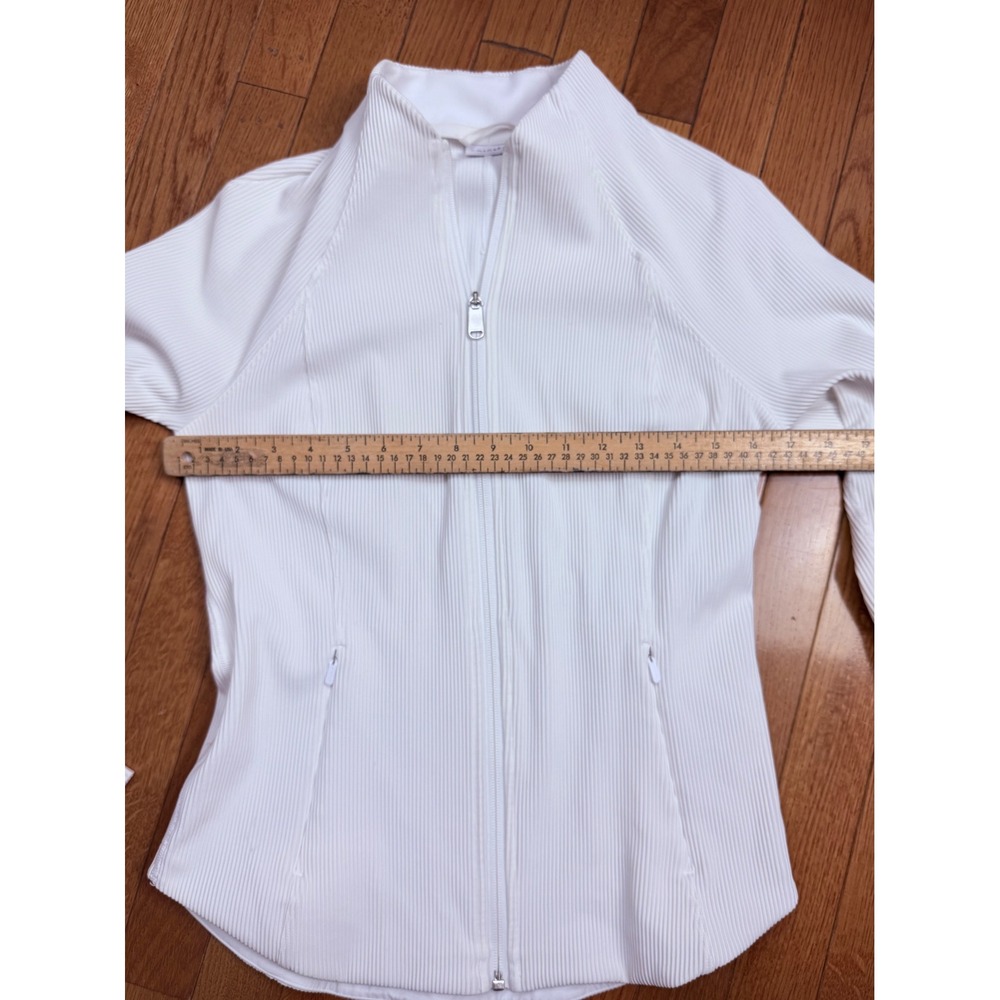 Athleta Womens White Ribbed Full Zip Mock Neck Salutation Jacket Thumbholes M - Picture 8 of 9